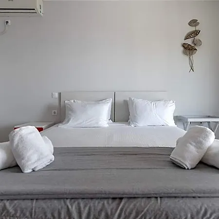 La Luna Hotel