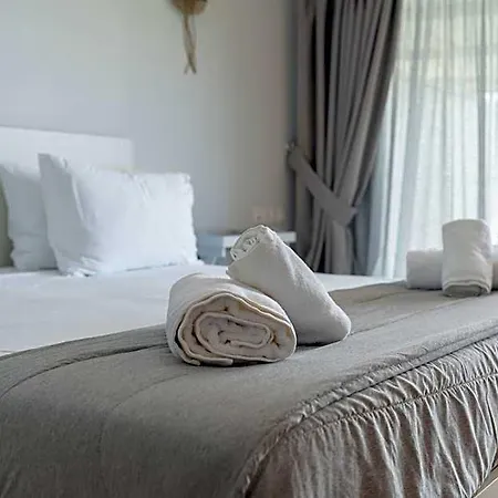 La Luna Hotel